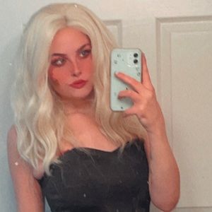 Meet your Posher, Juliet